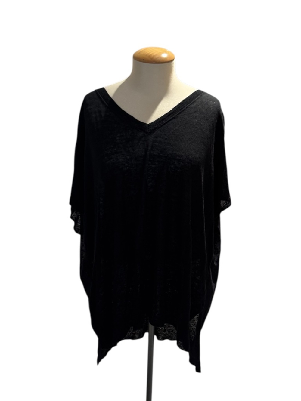 VINCE CAMUTO black linen long sheer oversized t-shirt - size small